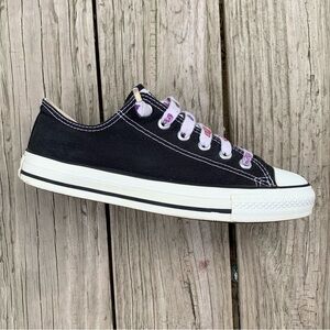 Vintage Y2K Converse Chuck Taylor Low Top Black White Casual Womens Shoes